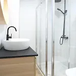 Near The -3bed -2bath -wifi Appartamento *